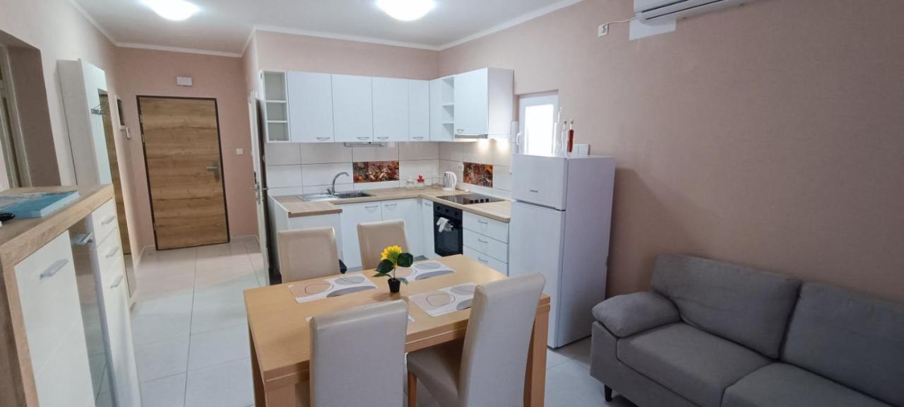Ferienwohnung Smokva Zadar Exterior foto