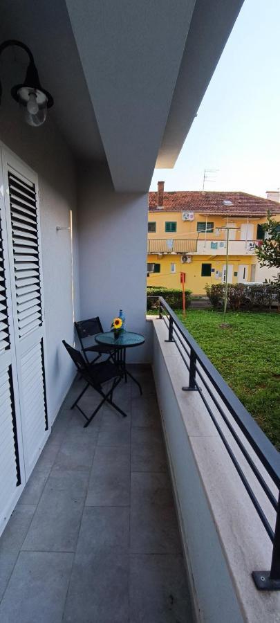 Ferienwohnung Smokva Zadar Exterior foto